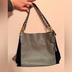 Coach Dalton 31 shoulder bag